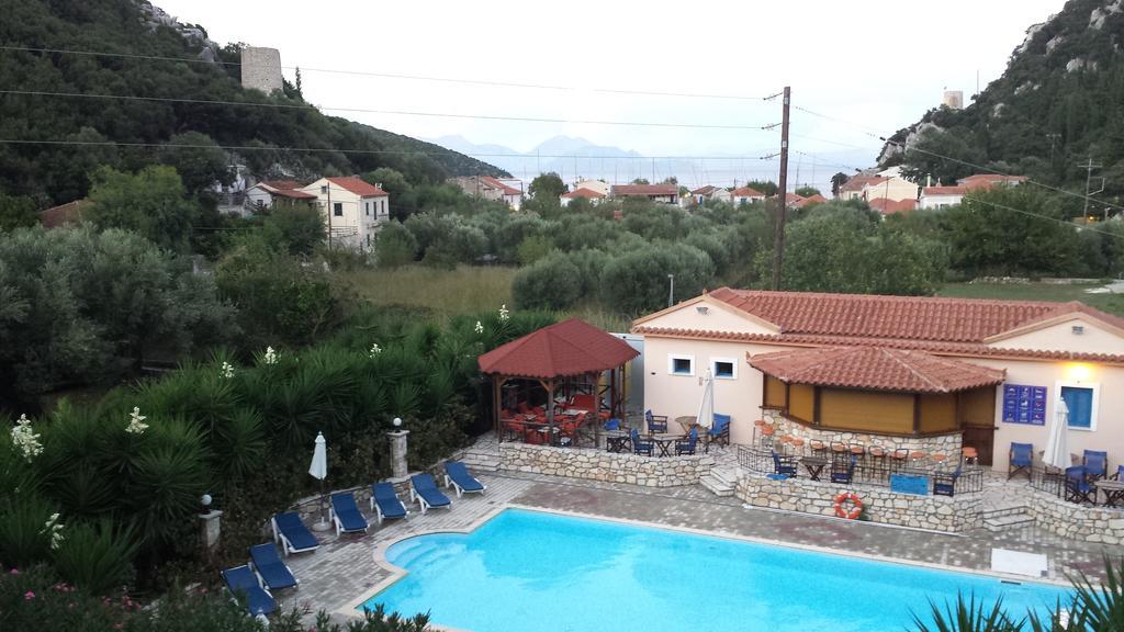 Hotel Nostos Frikes Екстер'єр фото