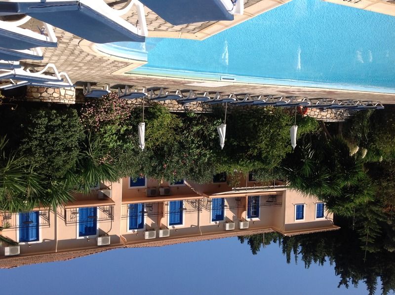 Hotel Nostos Frikes Екстер'єр фото