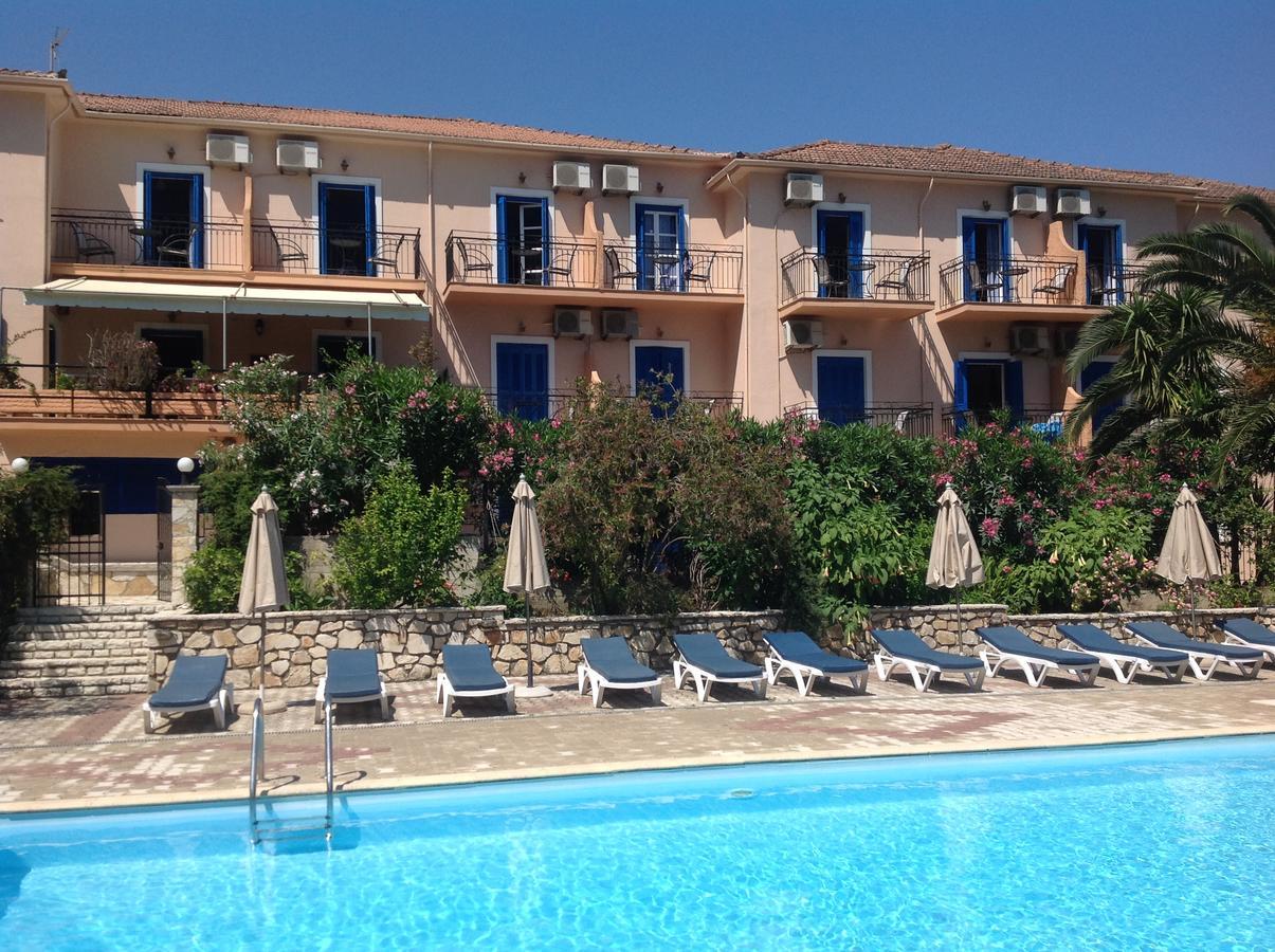Hotel Nostos Frikes Екстер'єр фото