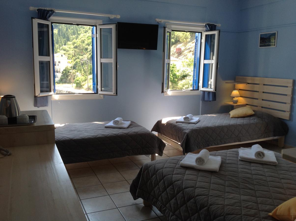 Hotel Nostos Frikes Екстер'єр фото