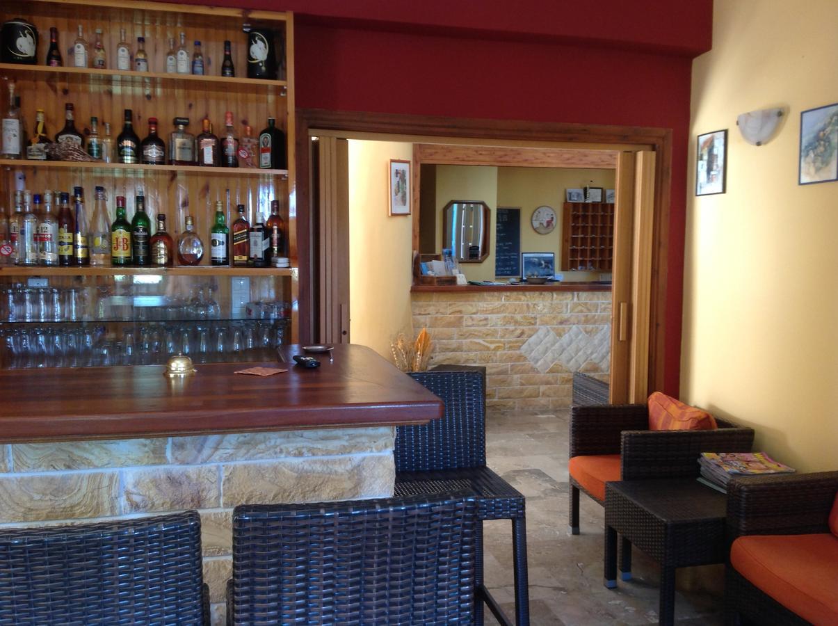 Hotel Nostos Frikes Екстер'єр фото