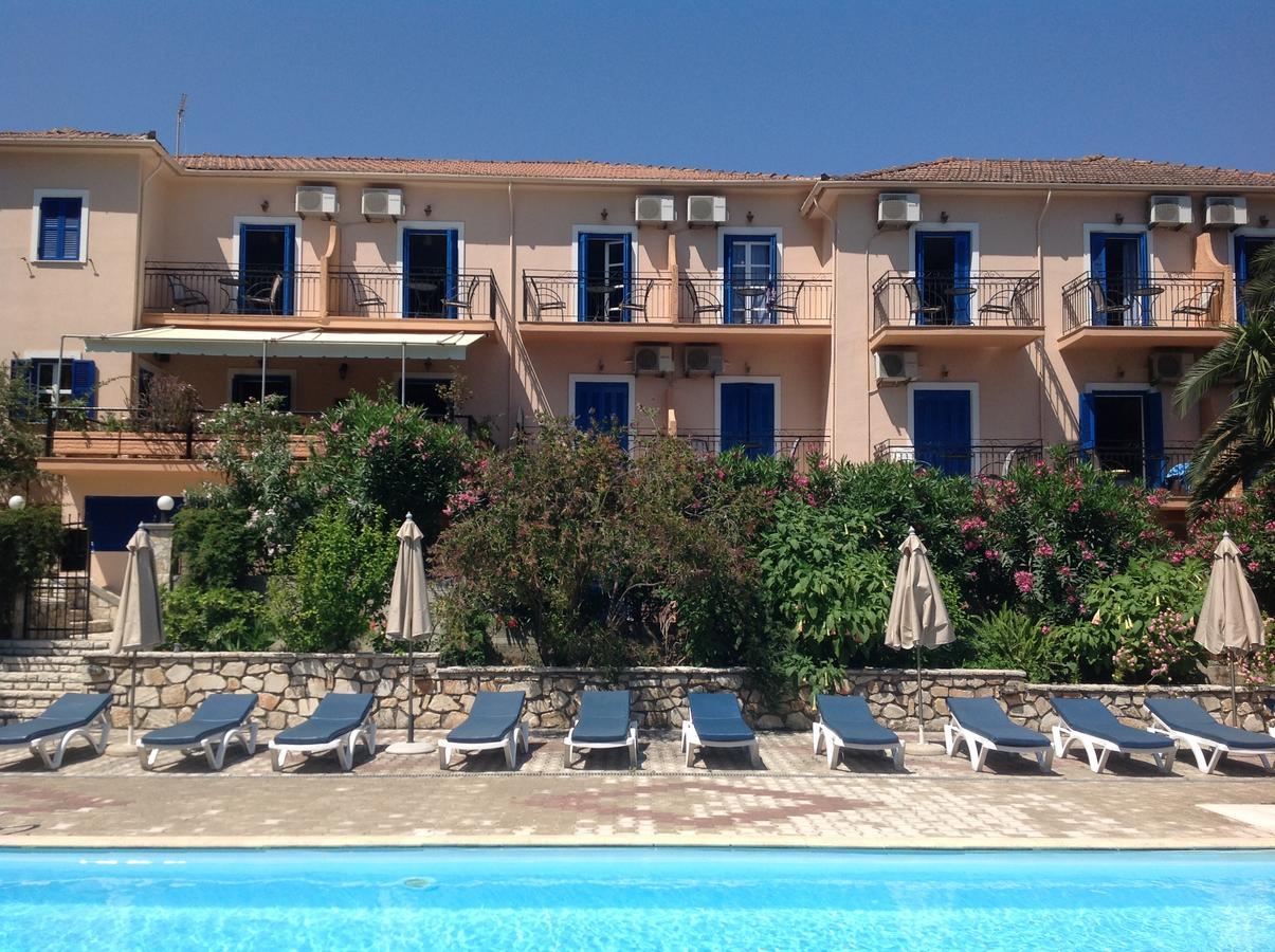Hotel Nostos Frikes Екстер'єр фото
